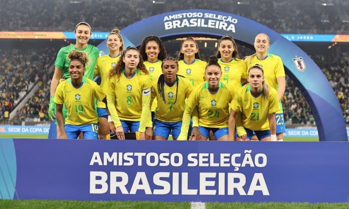 Isa Haas foi titular no amistoso do Brasil contra o Japão