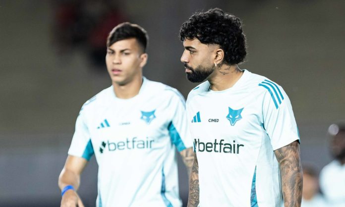 Kaio Jorge e Gabigol em jogo do Cruzeiro na Copa do Brasil