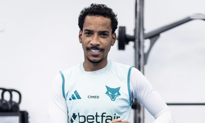 Matheus Pereira será desfalque do Cruzeiro Matheus Pereira em treino regenerativo do Cruzeiro