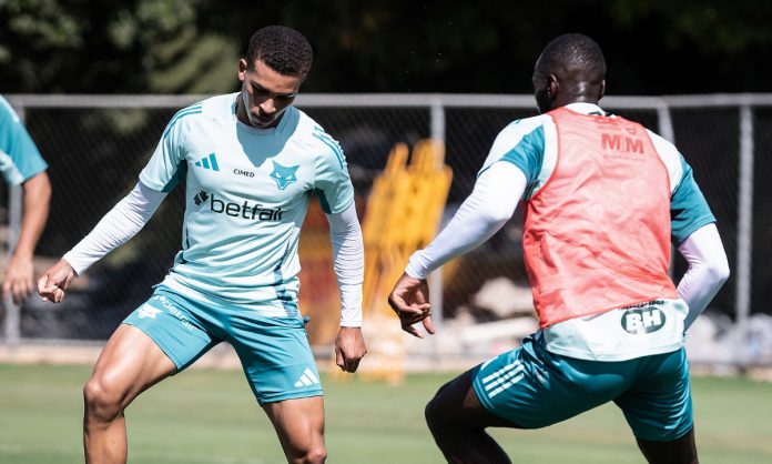 Rodriguinho pode ganhar uma chance contra o Unión