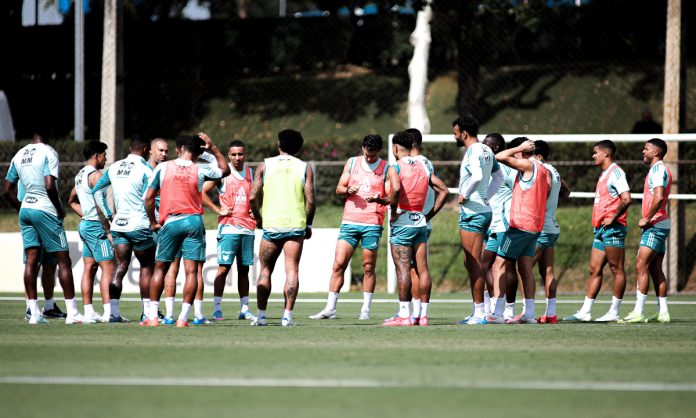 Treino do Cruzeiro nesta quinta-feira (29) Cruzeiro se reapresentou de olho no Palmeiras