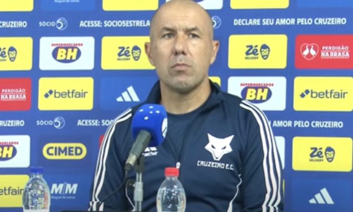 Leonardo Jardim, técnico do Cruzeiro