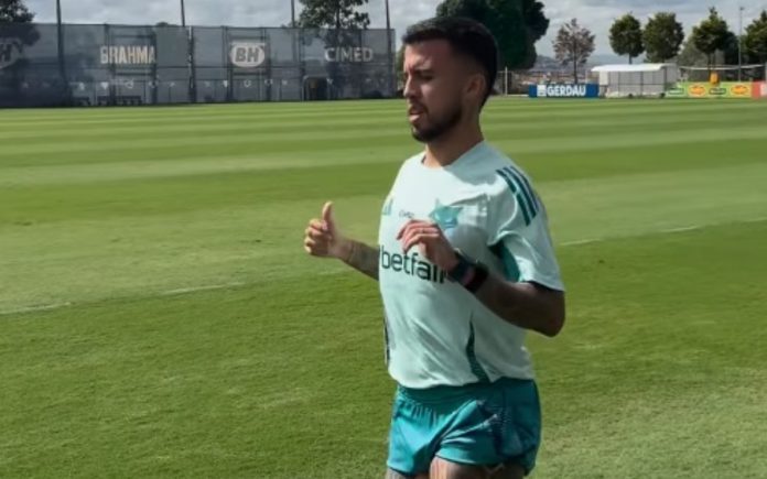 Matheus Henrique, meio-campista do Cruzeiro