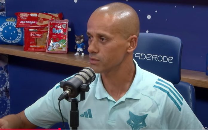 Wendel, ex-jogador e atual treinador do Sub-16 do Cruzeiro