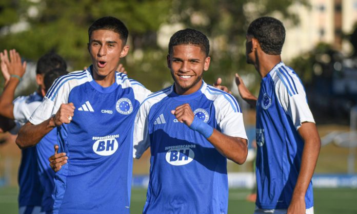 Cruzeiro goleou o América-MG por 6 a 0