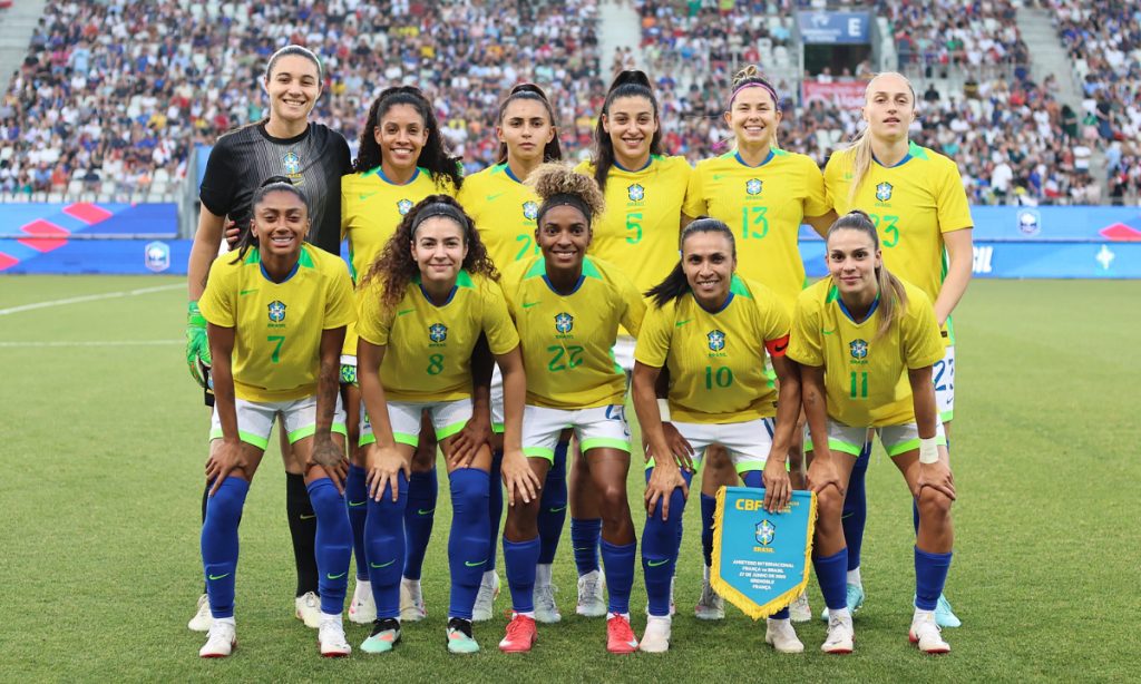 Isa Haas está representando o Cruzeiro na Seleção