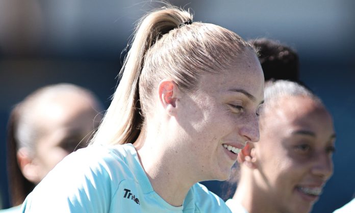 Isa Haas, zagueira do Cruzeiro