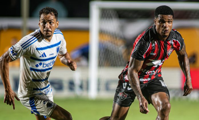 Jamerson se machucou em lance com Eduardo