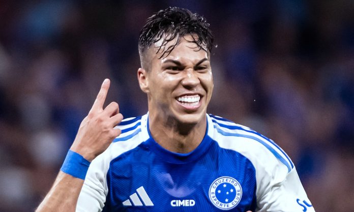Kaio Jorge comemorando gol pelo Cruzeiro Kaio Jorge comemora gol marcado pelo Cruzeiro