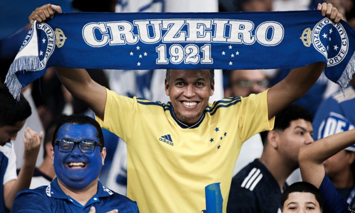 Torcida do Cruzeiro lotou o Mineirão contra o Palmeiras