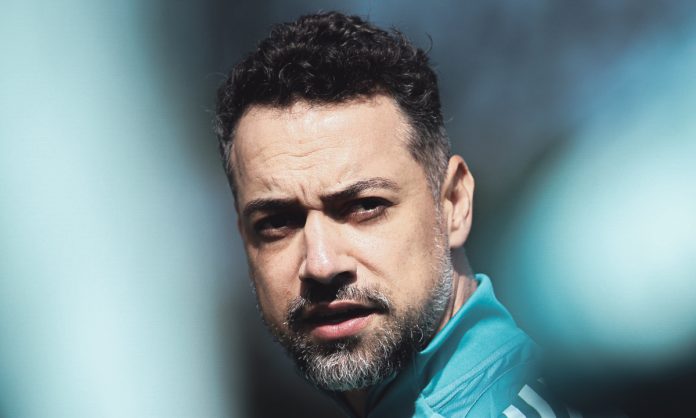 jonasuriascruzeirofeminino Jonas Urias, técnico das Cabulosas, em treino na Toca I