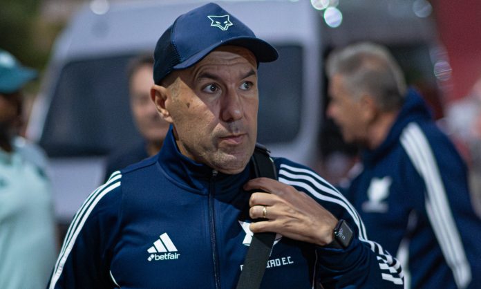 Leonardo Jardim, técnico do Cruzeiro