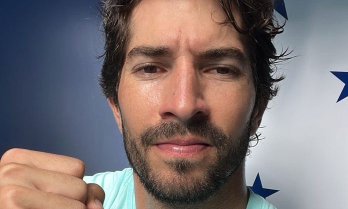 Lucas Silva interrompeu período de férias para se apresentar ao Cruzeiro