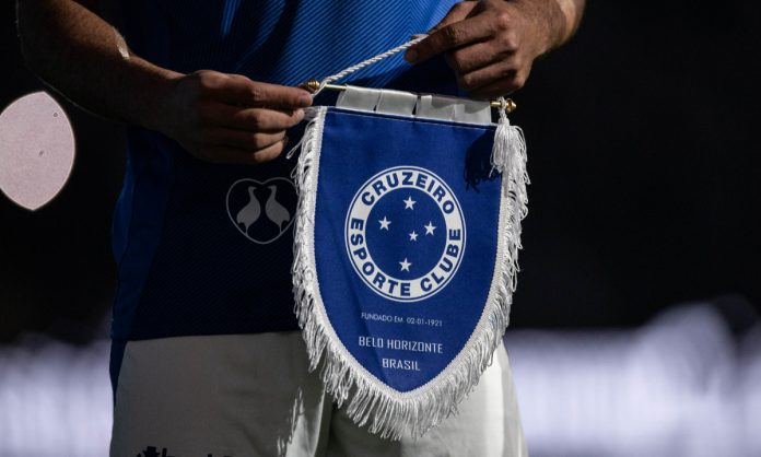 Dupla do Cruzeiro pendurada Cruzeiro empatou com Corinthians no último jogo
