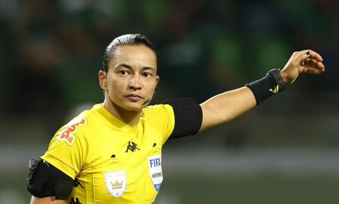 Edina Alves, árbitra Edina Alves Batista apitará Cruzeiro x CRB