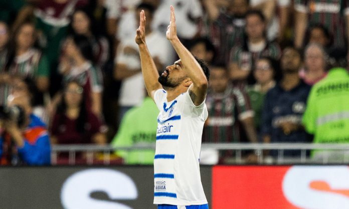 Fabrício Bruno comemorando gol Fabrício Bruno comemorando gol