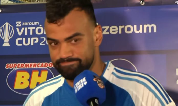 Fabrício Bruno em entrevista após o jogo contra o Banfield