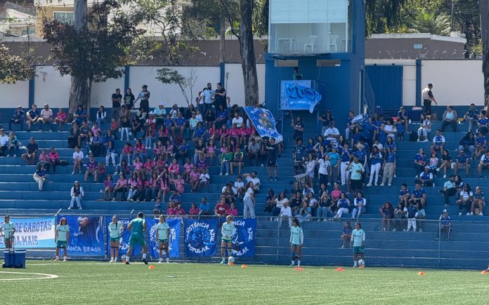 Cruzeiro Feminino em treino na Toca da Raposa l (Foto: Thaynara Amaral)