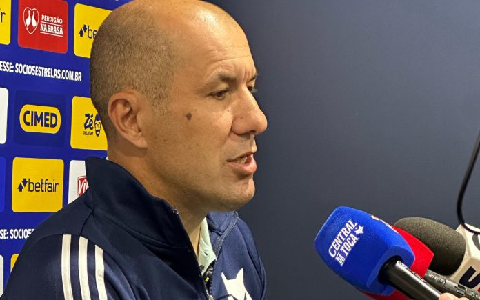 Leonardo Jardim, treinador do Cruzeiro (Foto: Thaynara Amaral/Central da Toca)