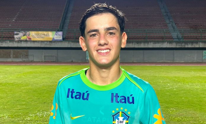 Henrique Lemos, filho de Fagner, na Seleção Sub-15