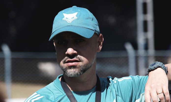 Jonas Urias, técnico do time feminino do Cruzeiro