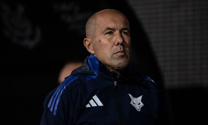 Leonardo Jardim na Neo Química Arena