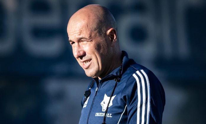 Leonardo Jardim deve mudar time do Cruzeiro contra CRB