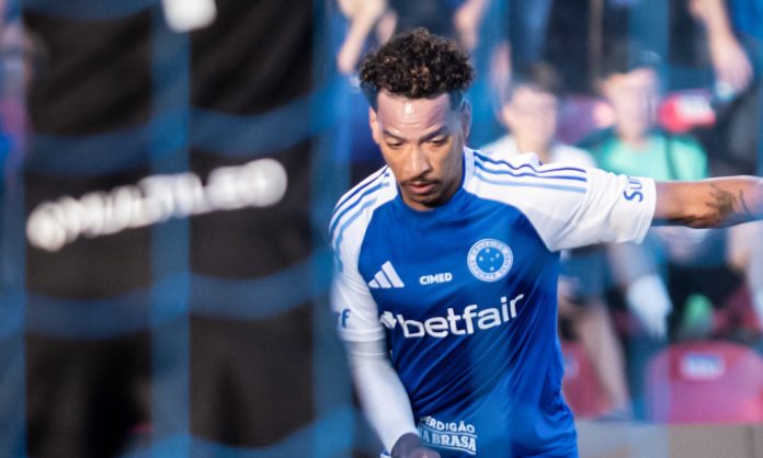 Matheus Pereira marcou o único gol do jogo