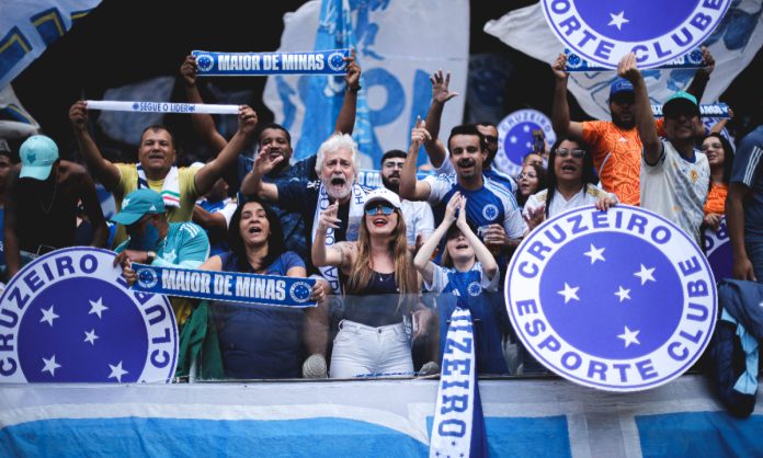 Torcida do Cruzeiro no Mineirão, na derrota para o Ceará pelo Campeonato Brasileiro Torcida do Cruzeiro no Mineirão, na derrota para o Ceará pelo Campeonato Brasileiro.