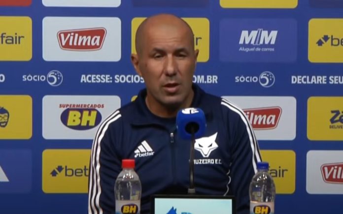 Leonardo Jardim, técnico do Cruzeiro