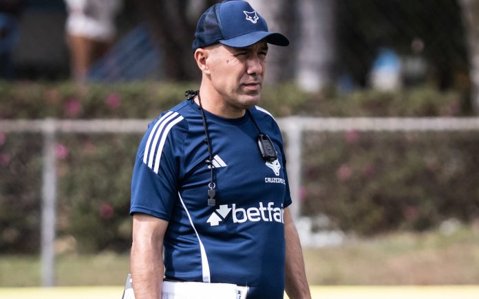 misterjardimcruzeiro Leonardo Jardim comandou treino na Toca II