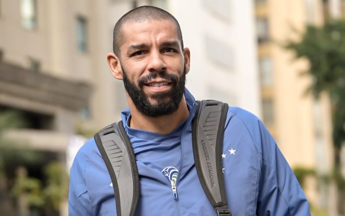 Wallace seguirá no Sada Cruzeiro em 2025/2026