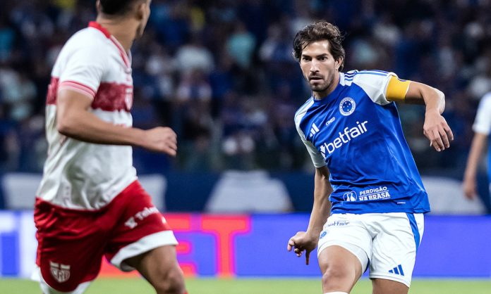 Cruzeiro e CRB no jogo de ida Cruzeiro e CRB empataram por 0 a 0 no jogo de ida