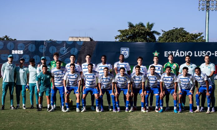 Cruzeiro sub-20 na semifinal Cruzeiro venceu o Flamengo por 2 a 1 nas quartas de final