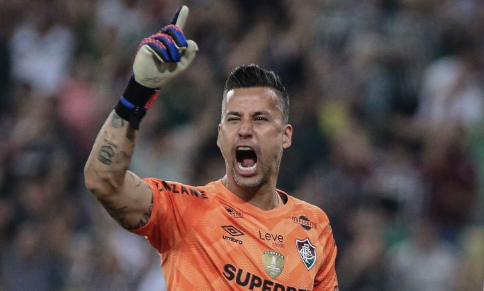 Fábio igualou feito surpreendente na história do futebol