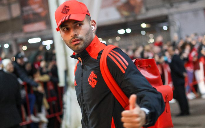 Thiago Maia, volante do Internacional (Foto: Ricardo Duarte/Internacional)