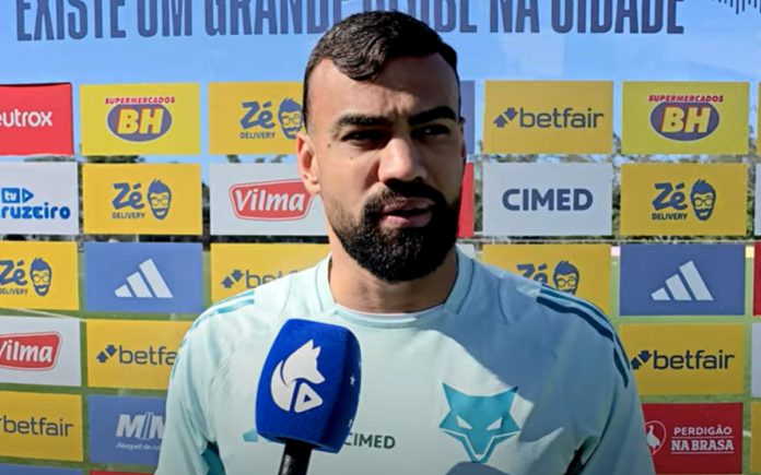 Fabrício Bruno, zagueiro do Cruzeiro (Foto: reprodução/TV Cruzeiro)