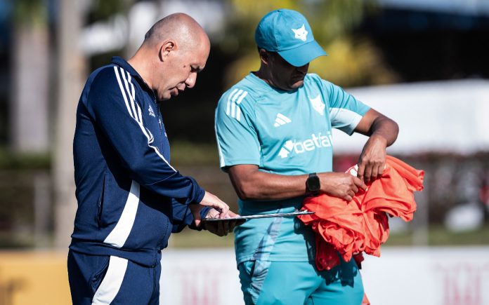 Leonardo Jardim, treinador do Cruzeiro (Foto: Gustavo Aleixo/Cruzeiro)