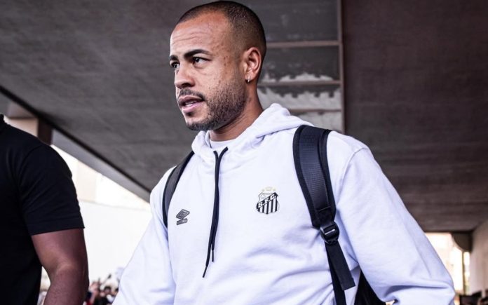 Mayke, jogador do Santos (Foto: Raul Baretta/Santos)