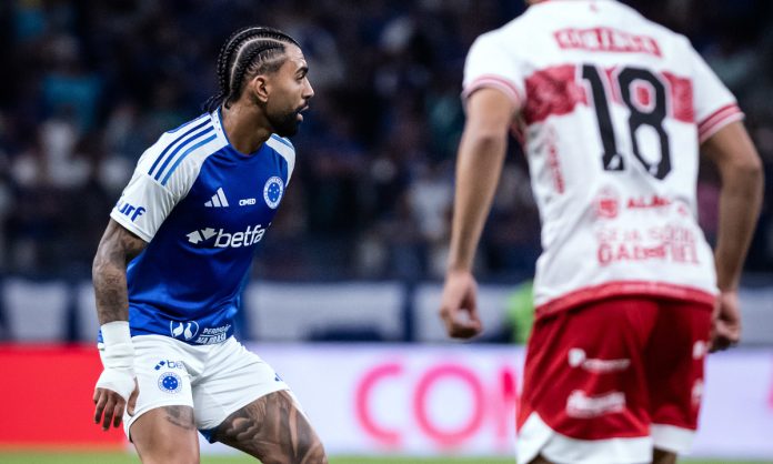 Gabigol contra o CRB no Mineirão Gabigol foi titular do Cruzeiro contra o CRB
