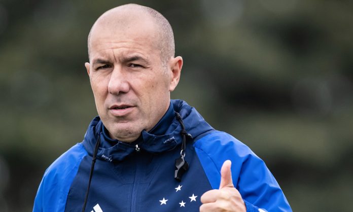 Leonardo Jardim, treinador do Cruzeiro Leonardo Jardim, treinador do Cruzeiro