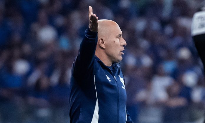 Leonardo Jardim, treinador do Cruzeiro