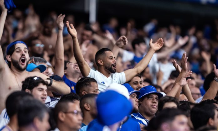 Torcida do Cruzeiro no jogo diante do Internacional