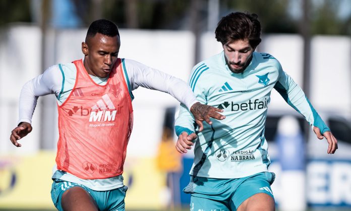 Cruzeiro voltou aos treinos nesta quarta-feira