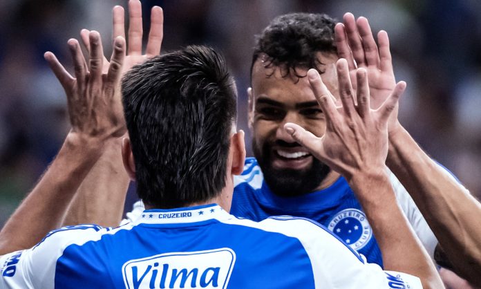 Villalba e Fabrício Bruno são os pilares da zaga do Cruzeiro