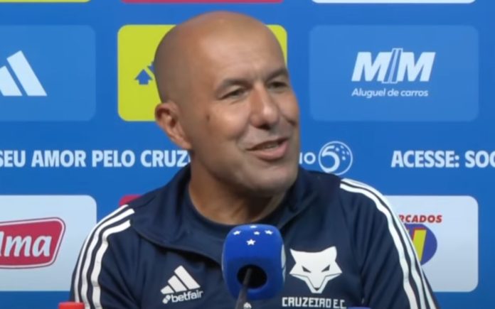 Leonardo Jardim, técnico do Cruzeiro
