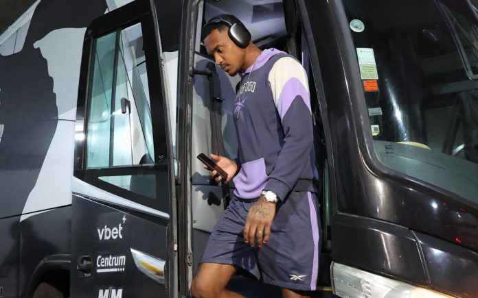 John recebeu proposta para deixar o Botafogo