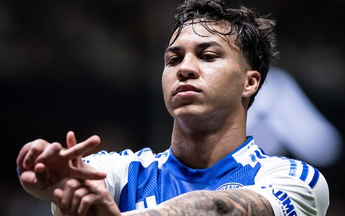 kaiojorgecruzeiroatléticomg Kaio Jorge fez o K no clássico, na Arena