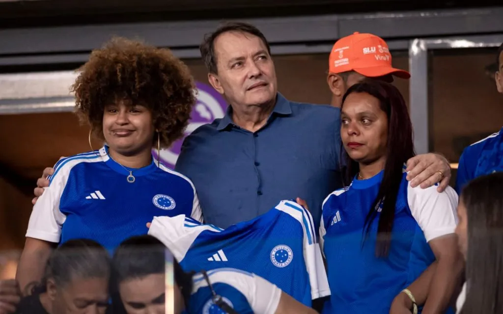 Pedro Lourenço recebeu família de Laudemir no Mineirão