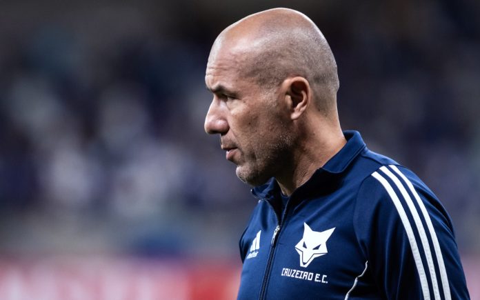 Leonardo Jardim, técnico do Cruzeiro